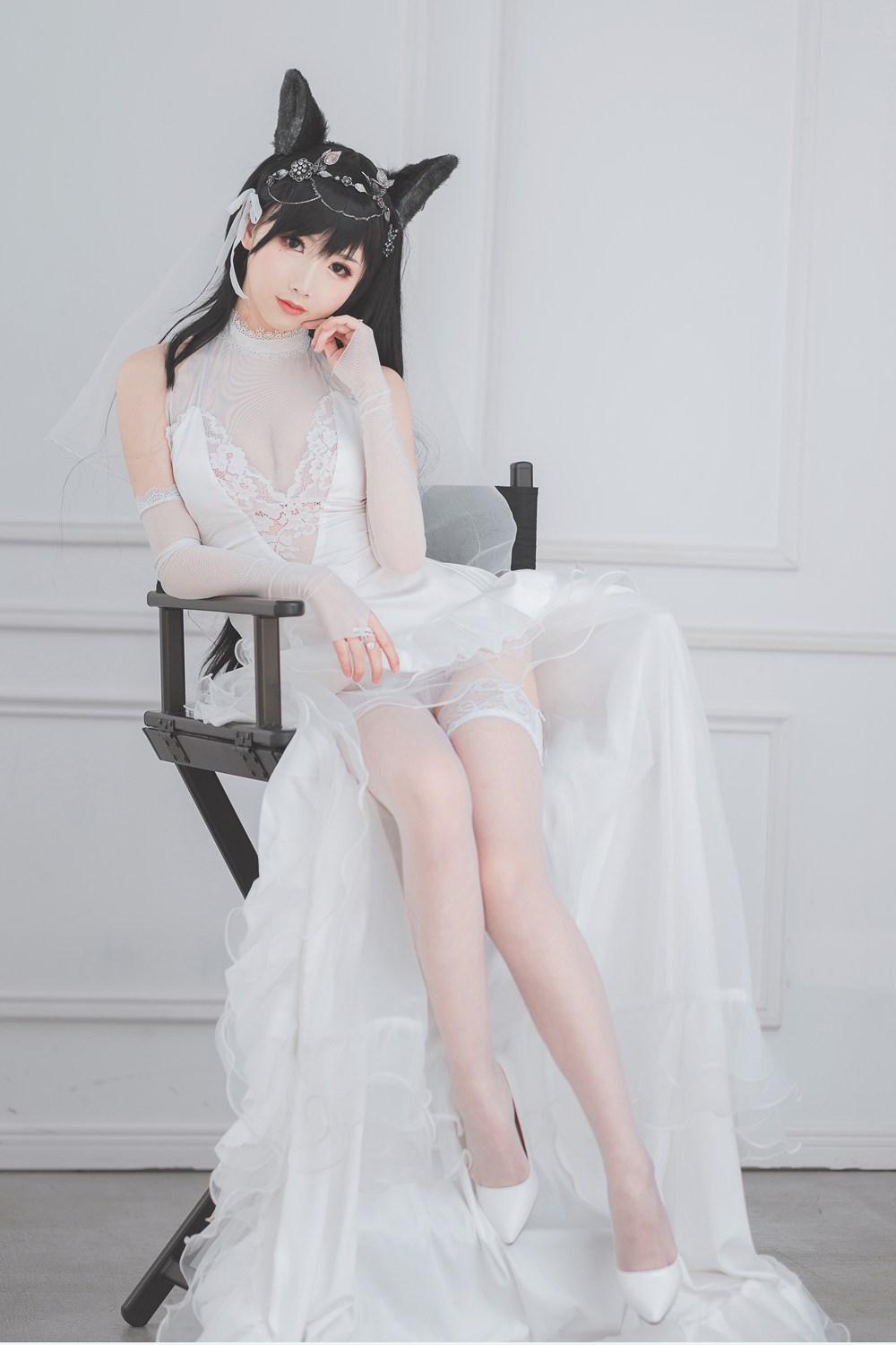 网荭Coser@面饼仙儿 爱宕花嫁 在现浏览第4张