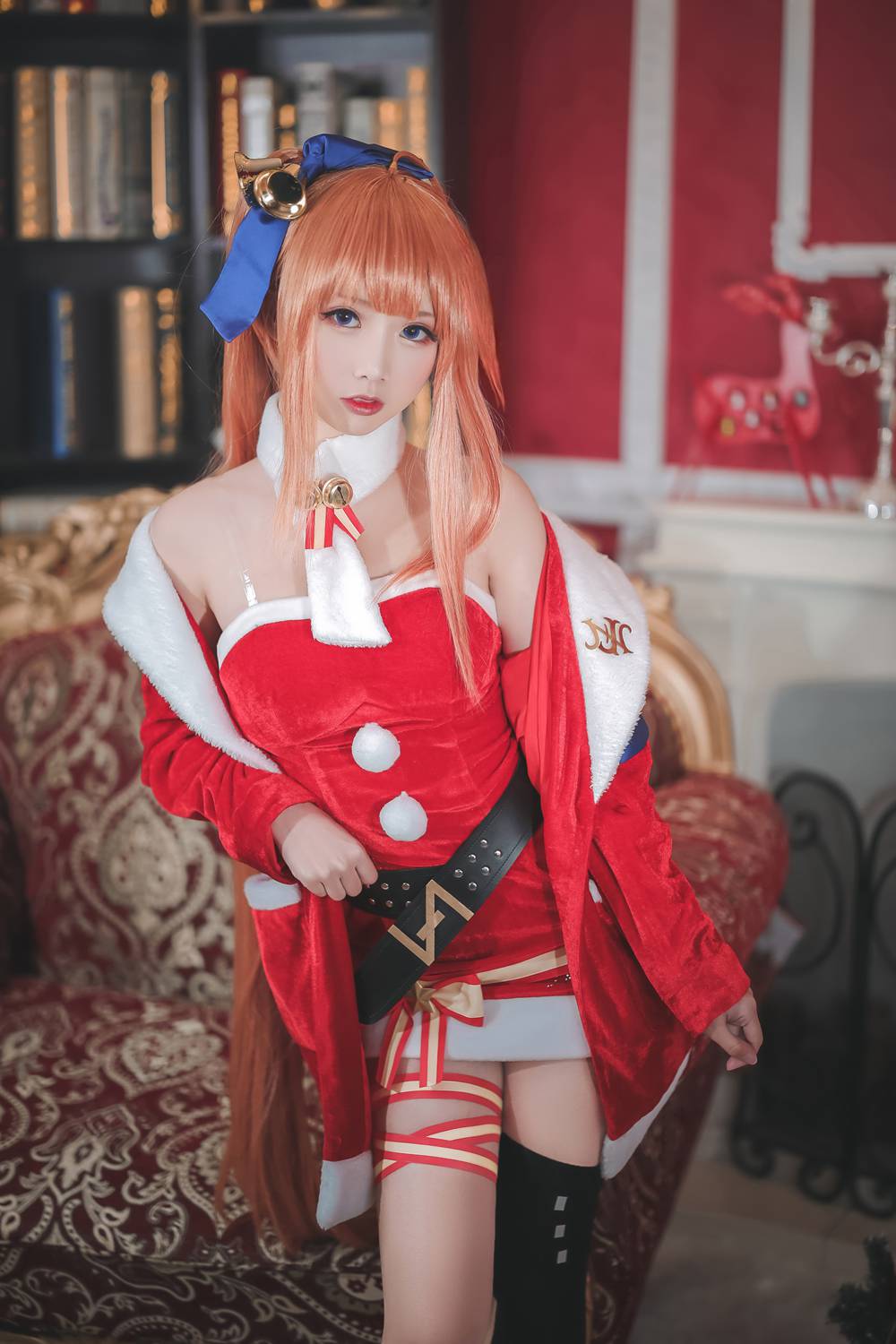 网荭Coser@面饼仙儿 FAL圣诞 在现浏览第2张