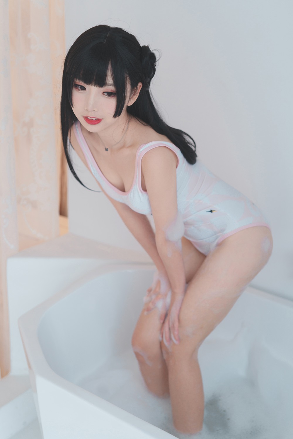 网荭Coser@面饼仙儿 浴缸泡泡 在现浏览第7张