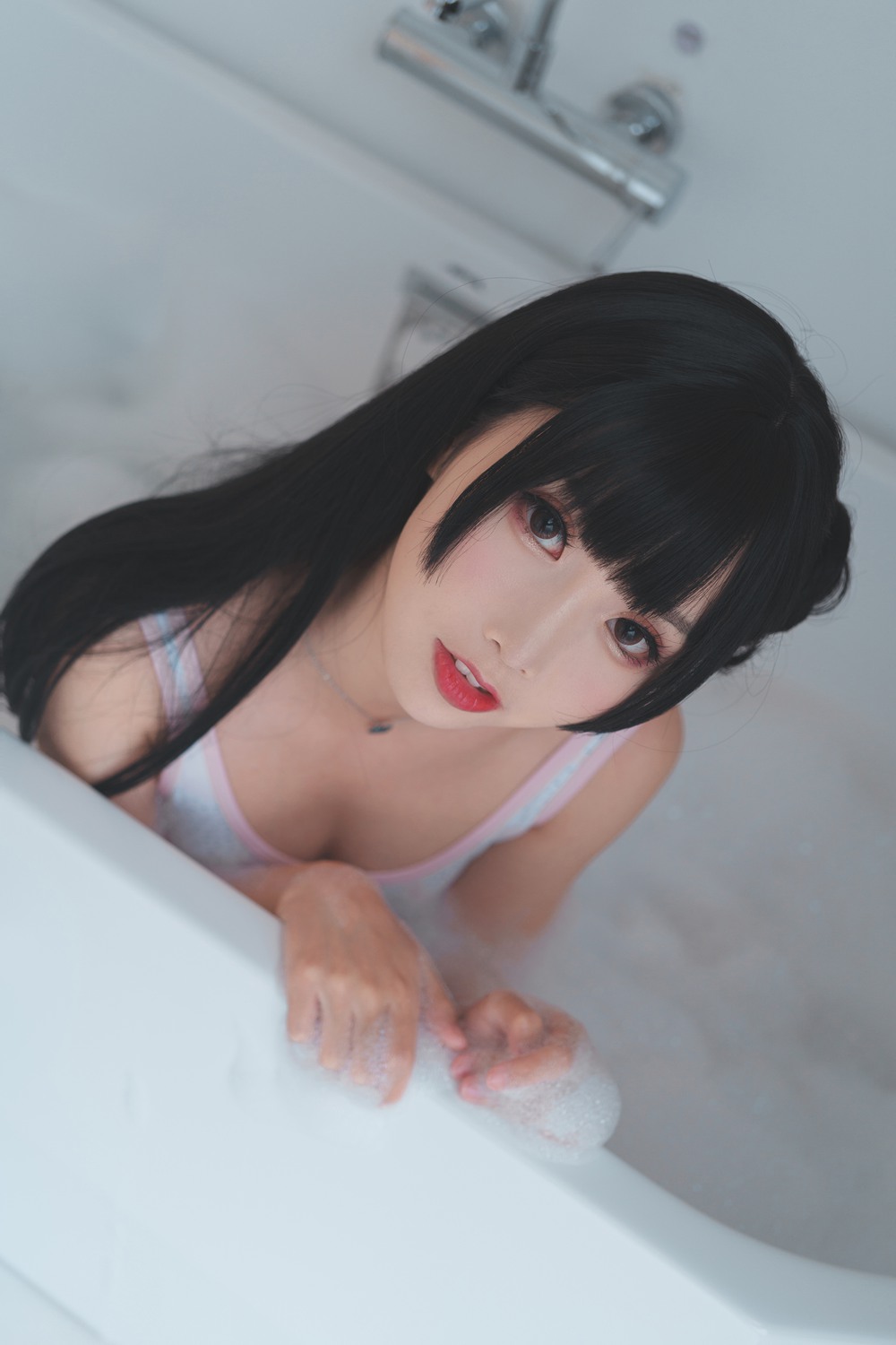 网荭Coser@面饼仙儿 浴缸泡泡 在现浏览第8张