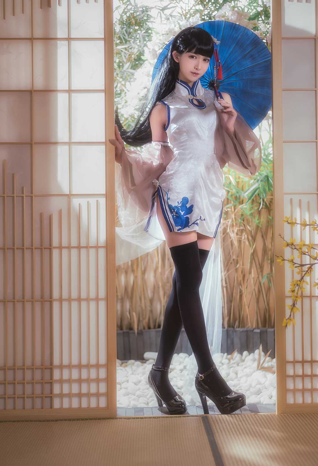 网荭Coser@鳗鱼霏儿 碧蓝华裳 逸仙 在现浏览第1张