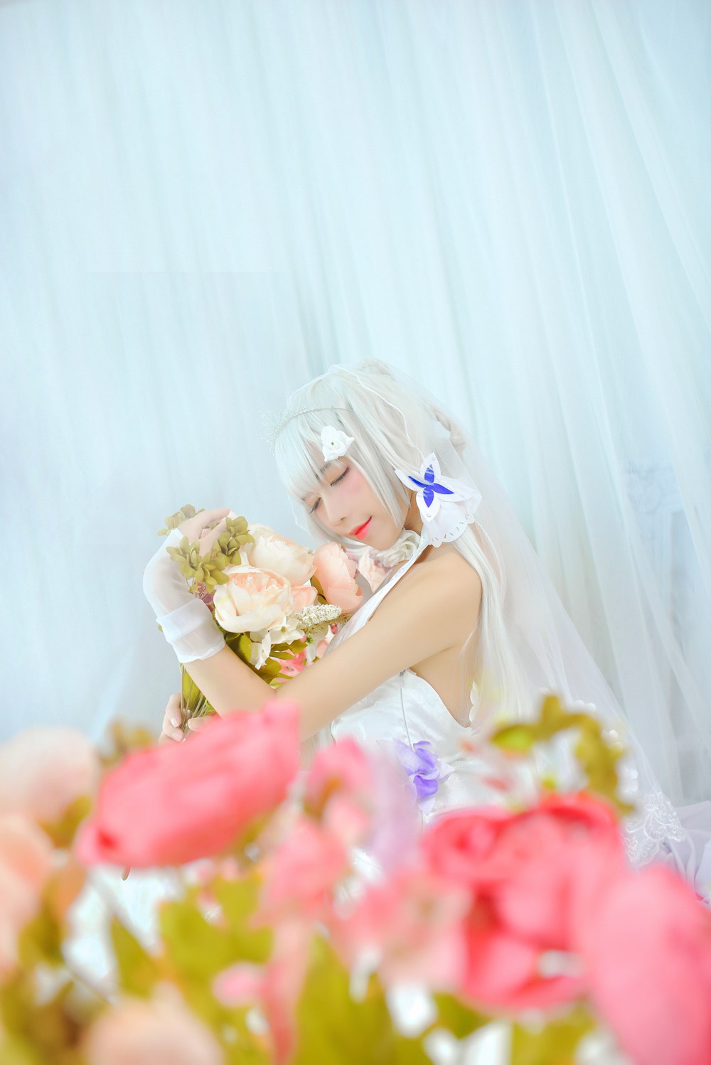 网荭Coser@九曲Jean 婚纱 在现浏览第1张