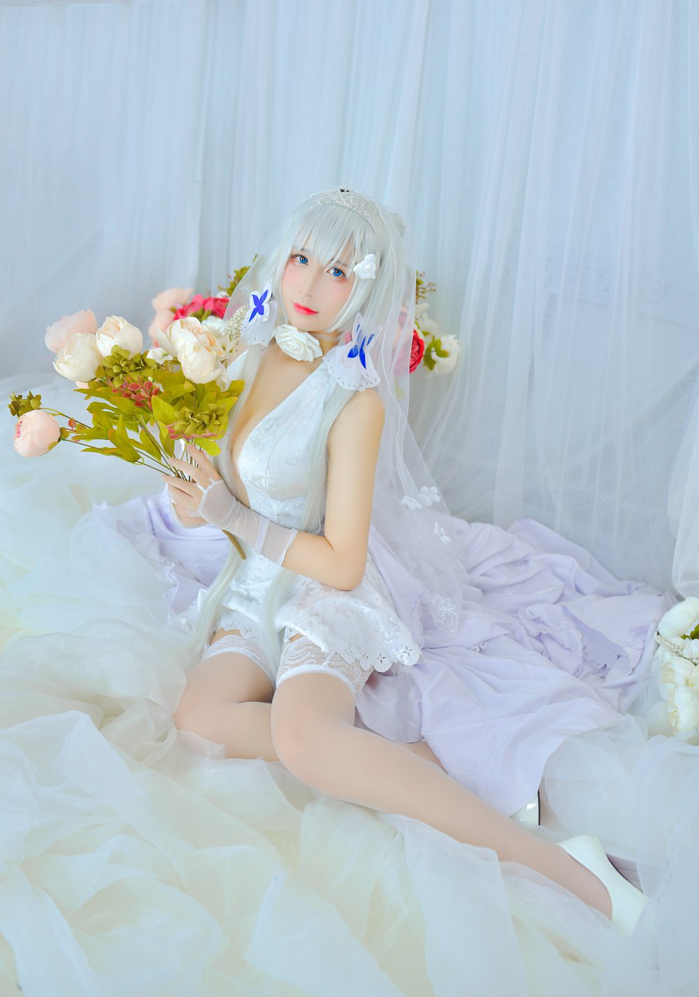 网荭Coser@九曲Jean 婚纱 在现浏览第4张