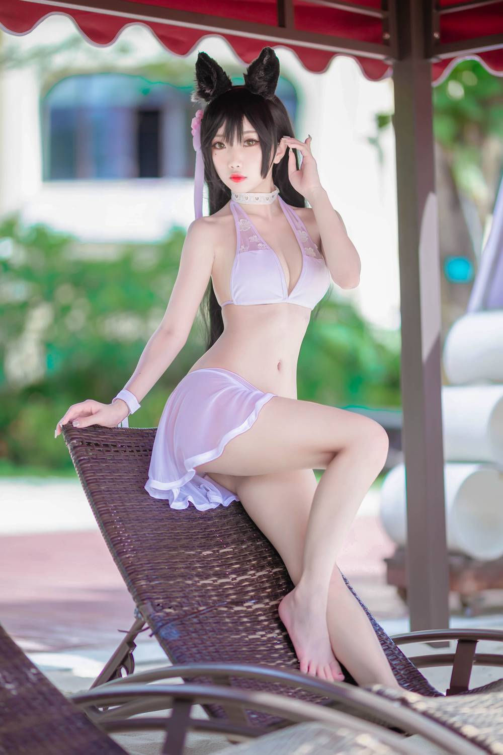 微博红人Coser@鬼畜摇 泳装 在现浏览第2张