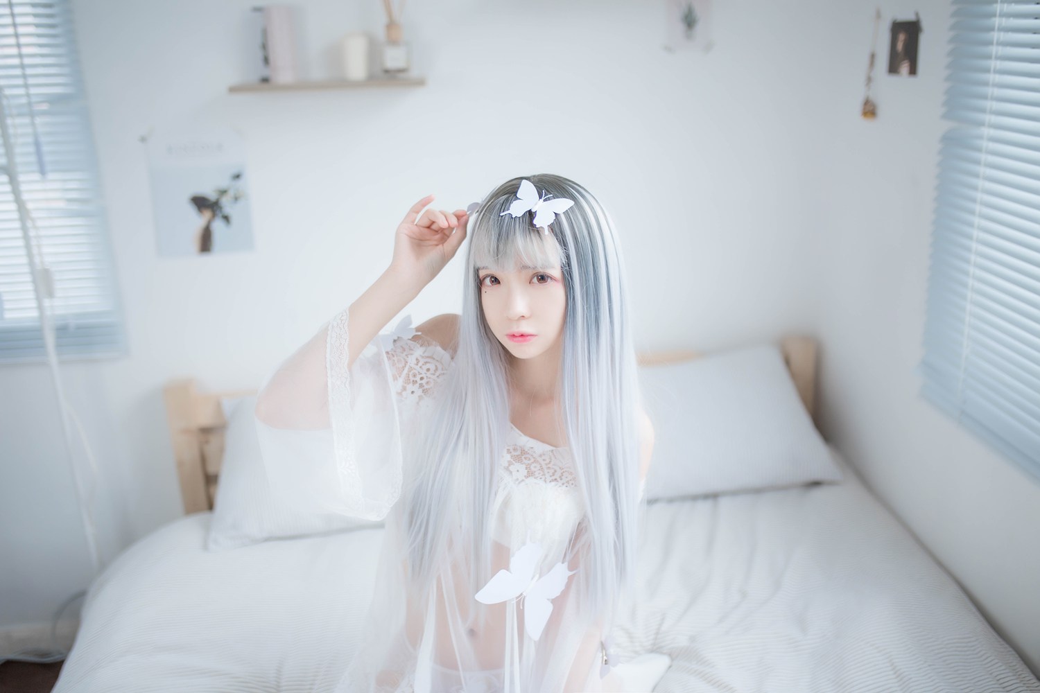 网荭Coser@疯猫ss 白纱 在现浏览第2张