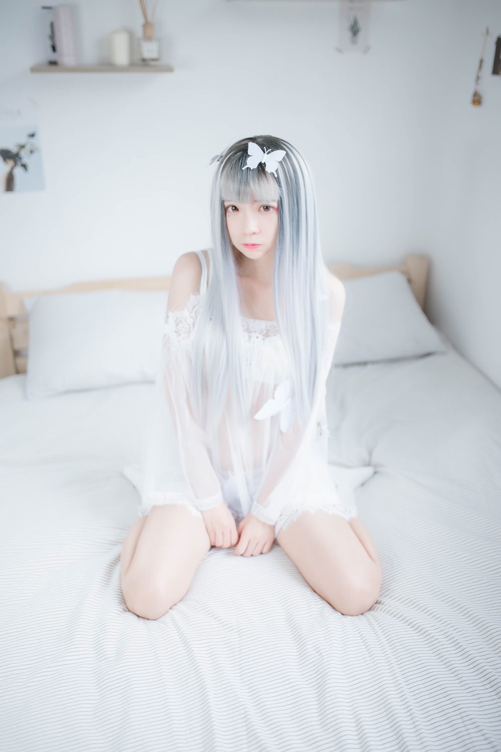 网荭Coser@疯猫ss 白纱 在现浏览第2张