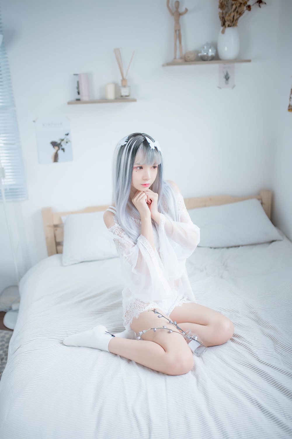 网荭Coser@疯猫ss 白纱 在现浏览第3张