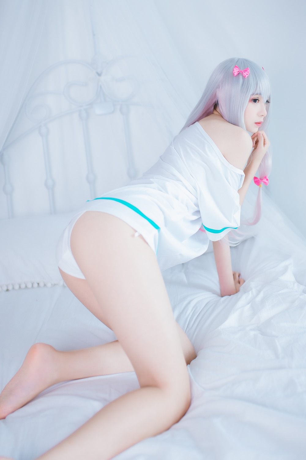 网荭Coser@疯猫ss 纱雾 在现浏览第8张