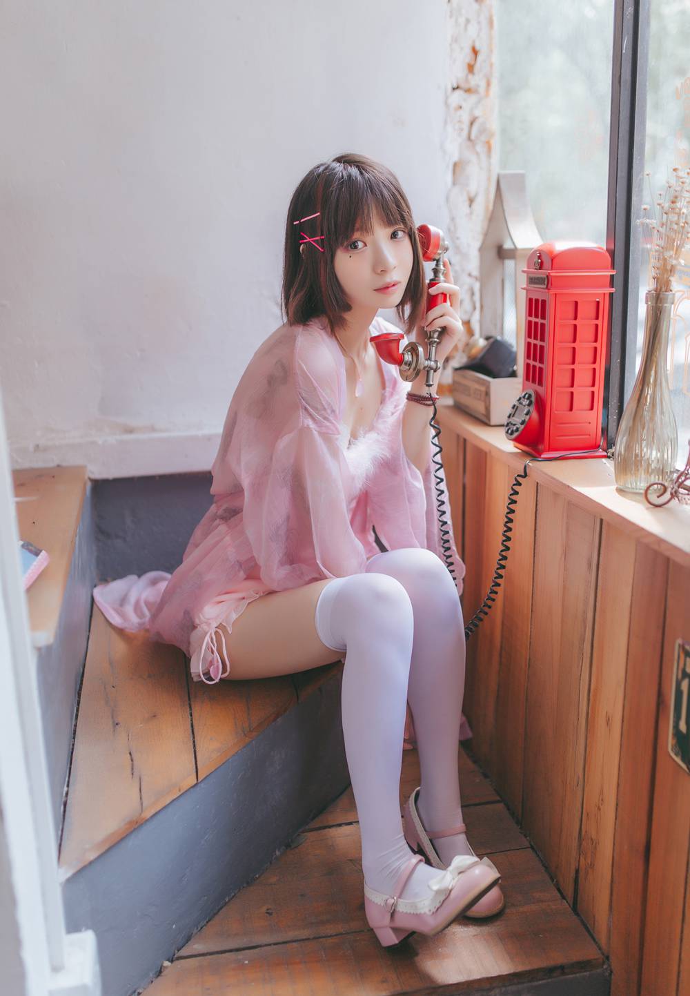 网荭Coser@疯猫ss 粉红日常 在现浏览第1张