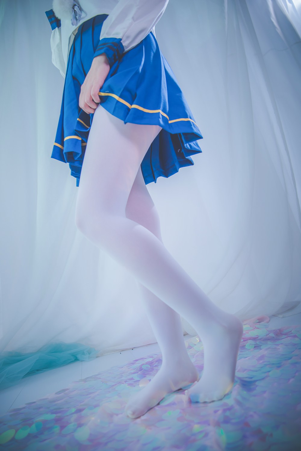 网荭Coser@二佐Nisa 水手服 在现浏览第1张