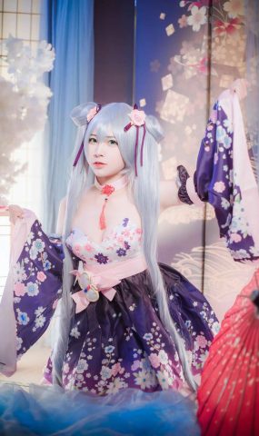 网荭Coser@二佐Nisa 双马尾 在现浏览