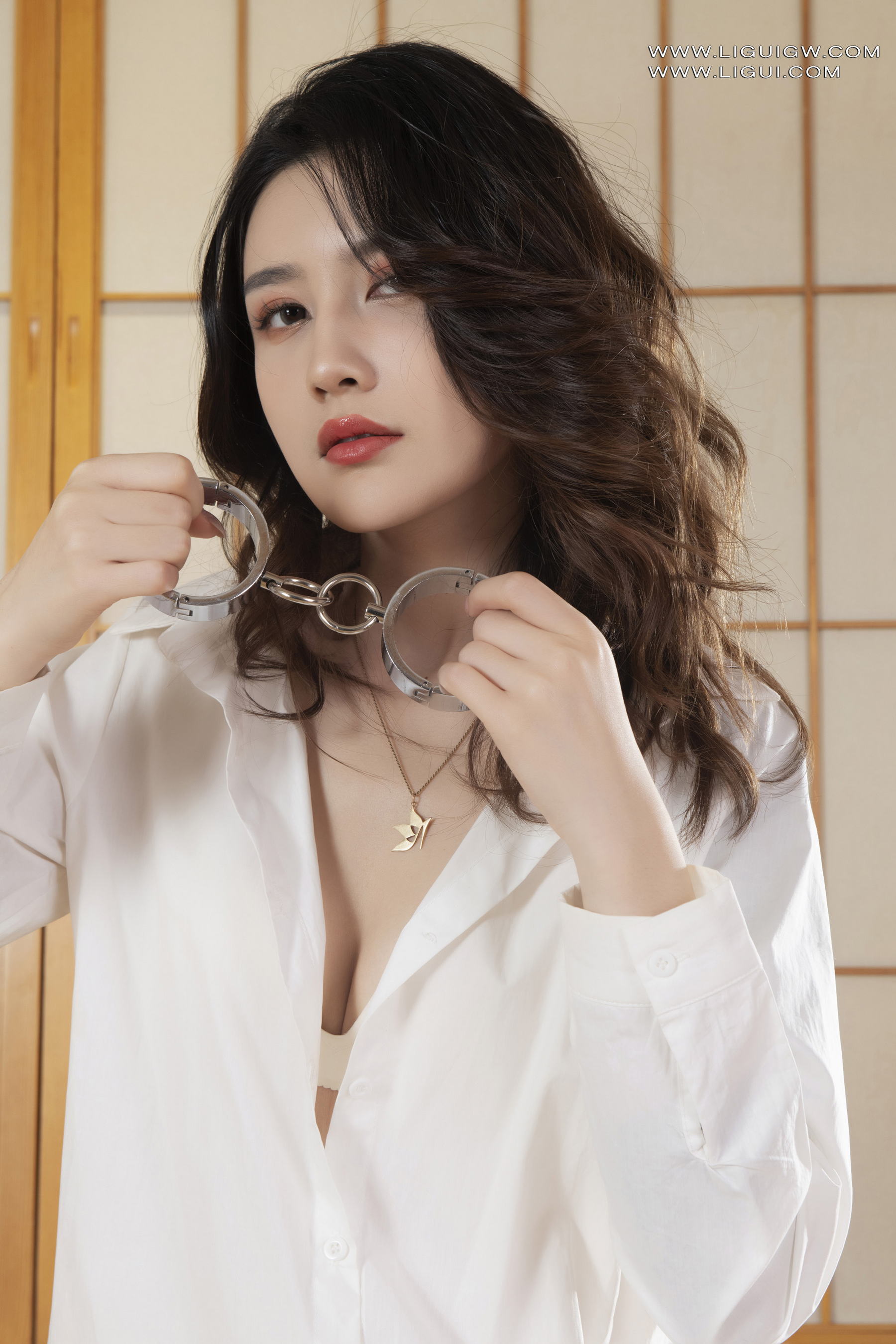 [Ligui丽柜] 2025.04.18《紧缚职女》甜甜 Tian tian第1张
